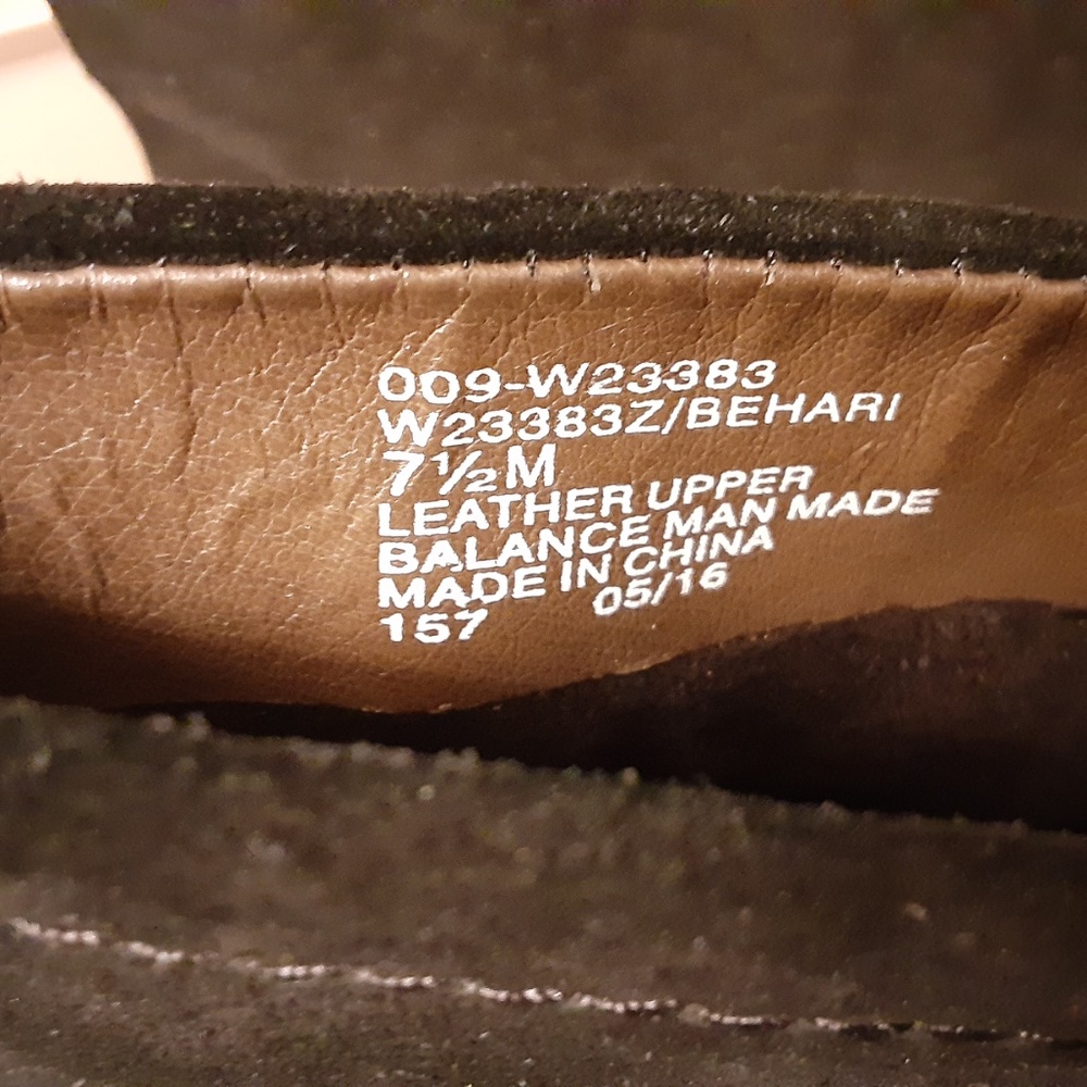 White Mountain Behari Black Suede Boot - Picture 5 of 8